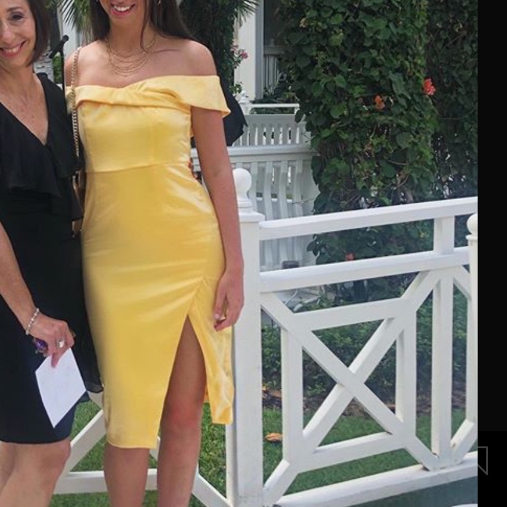 Light Yellow Mid Length Off the Shoulder Dress